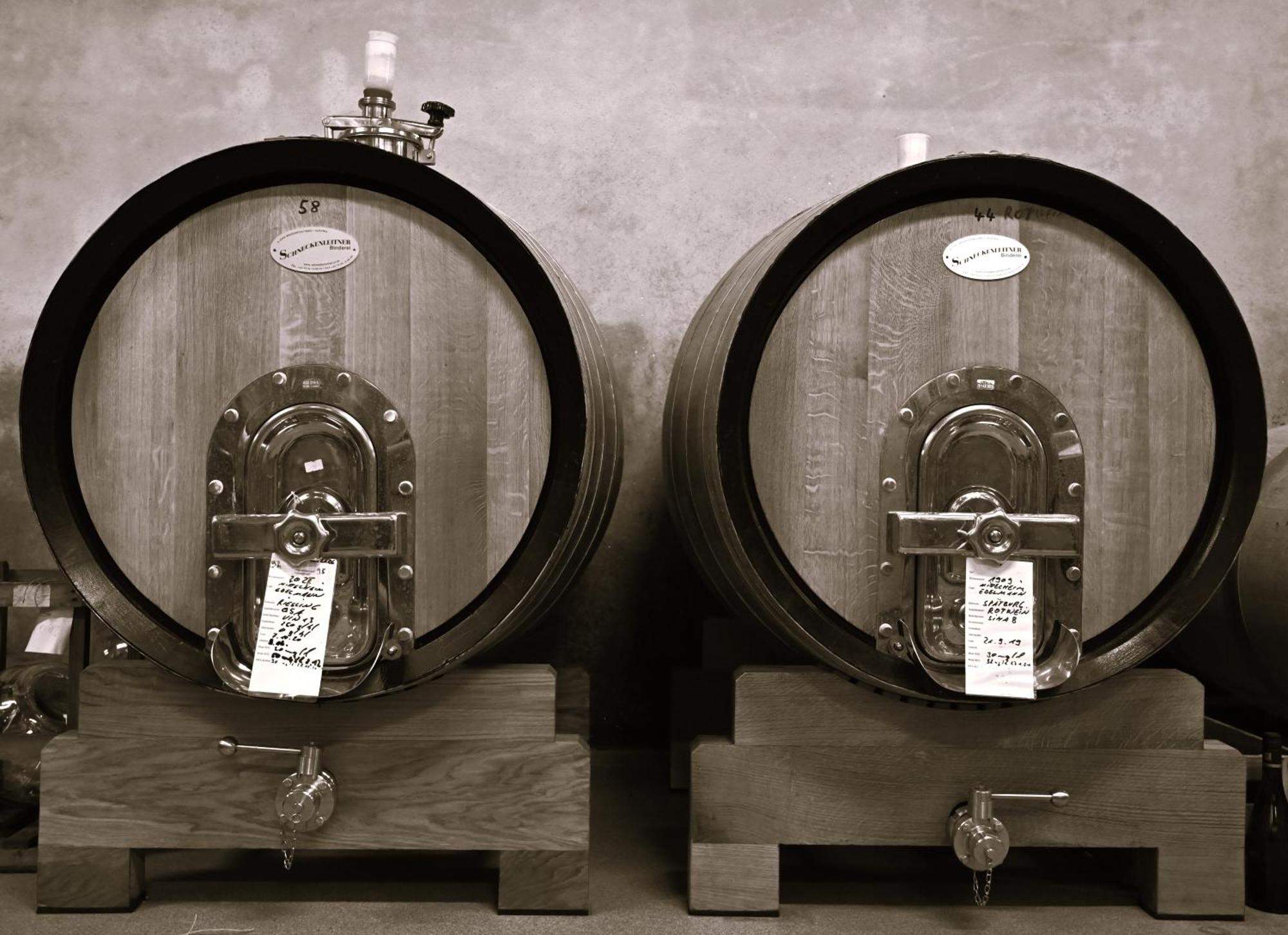 Wein- Und Sekthaus F.B.Schoenleber 厄斯特里希·温克尔 外观 照片